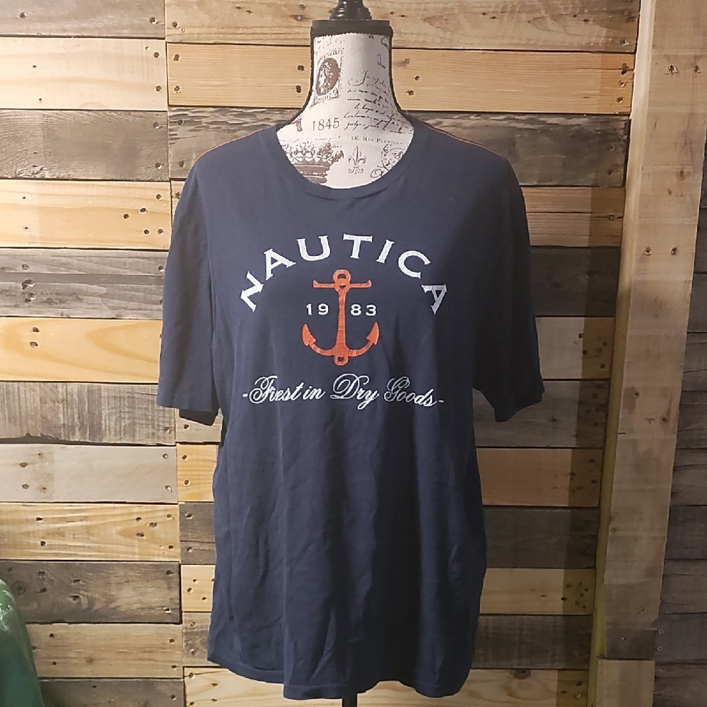 Nautica Men's Dark Blue Graphic Tee